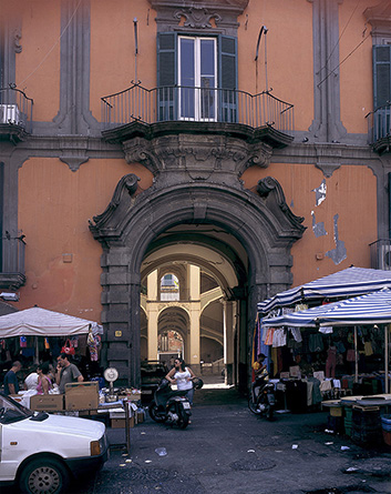 © Arch: Comencini 1900 architectes