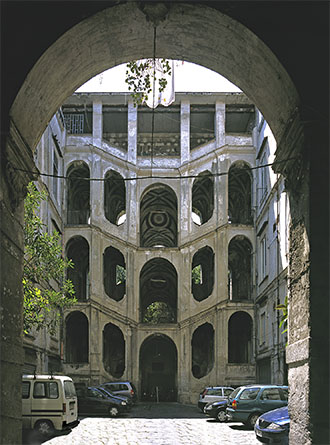 © Arch: Comencini 1900 architectes
